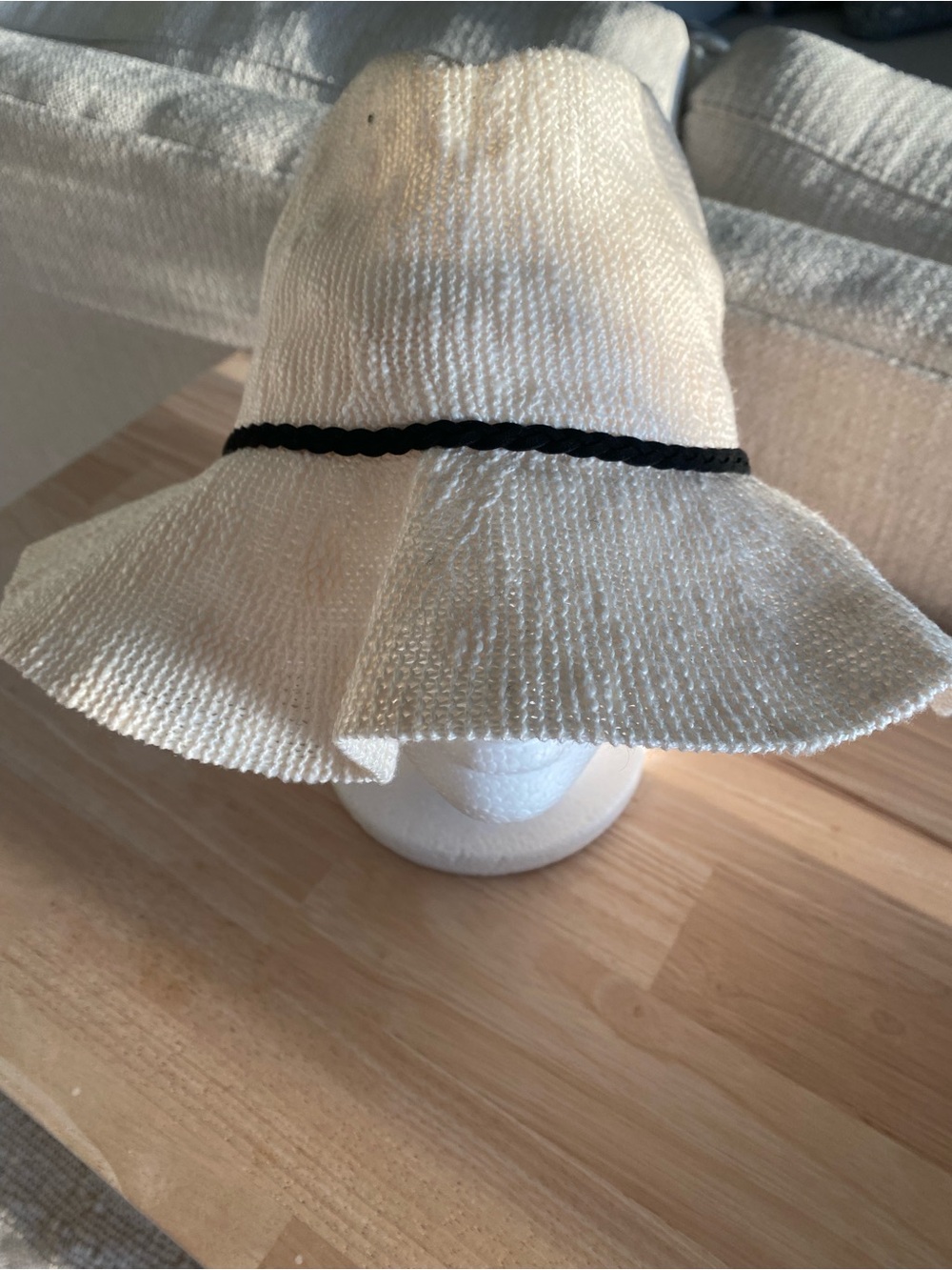 EUC Rachel Zoe Cream W/Black Trim Sun Hat One Size Adjustable Pretty Chic